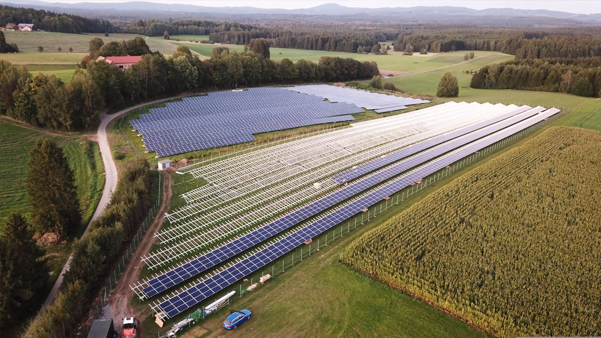 Aufbau eines Solarparks